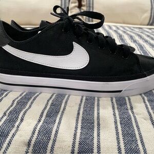 Nike canvas women’s shoes